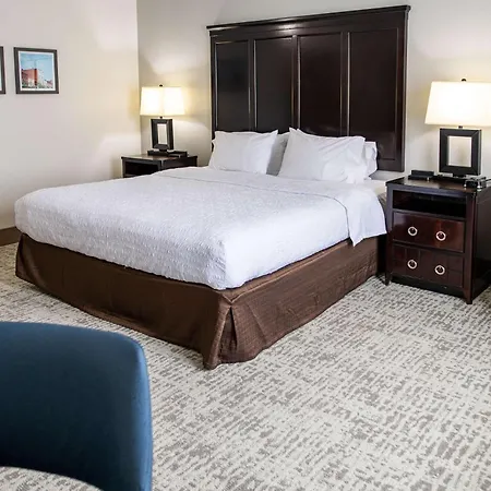 Hampton Inn & Suites Effingham-2