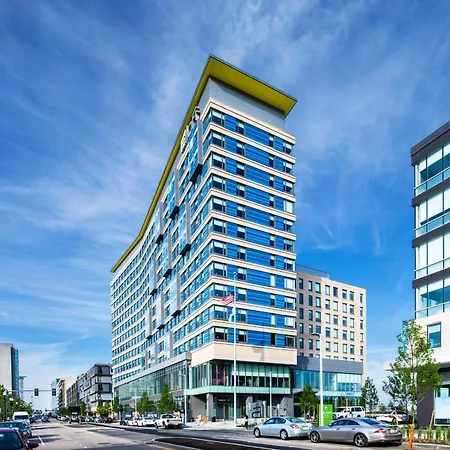 Aloft By Marriott Boston Seaport District-2