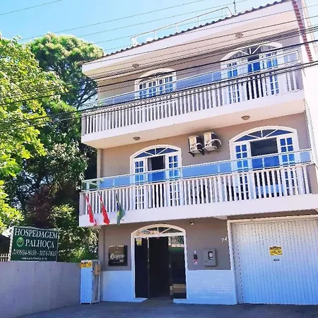 Pousada Hospedagem Palhoça com piscina-2