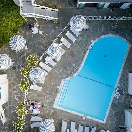 A Wave Inn - Montauk-2