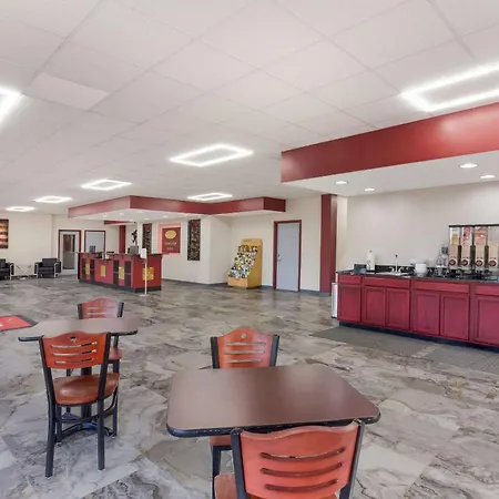 Econo Lodge Cave City-2