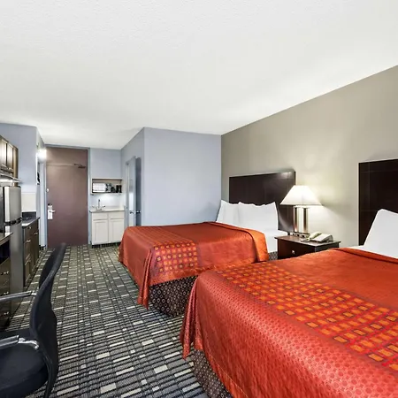 Surestay Plus Hotel By Best Western Lubbock Medical Center-2