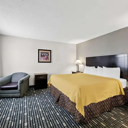Surestay Plus Hotel By Best Western Lubbock Medical Center-3