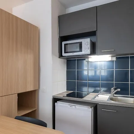 Residhotel St Etienne Centre-3