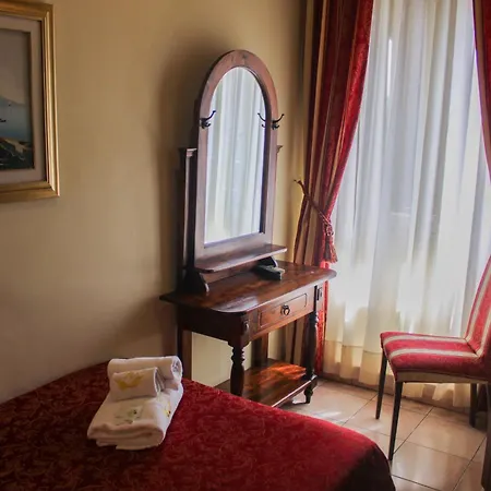Hotel Sicilia-3
