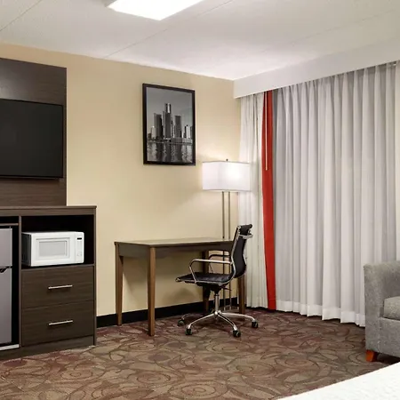 Ramada By Wyndham Alpena-2