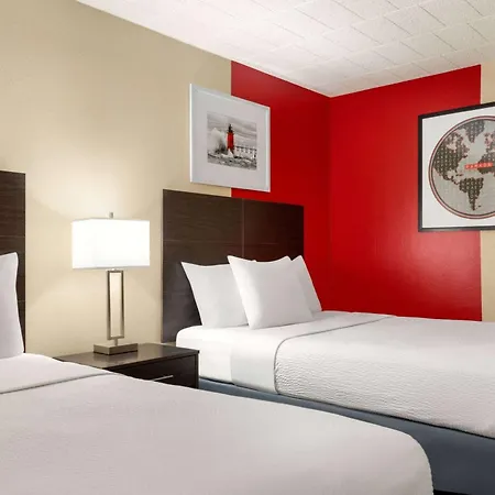 Ramada By Wyndham Alpena-2