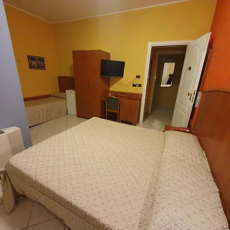 La Lanterna-2