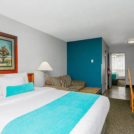 Tonquin Inn-2