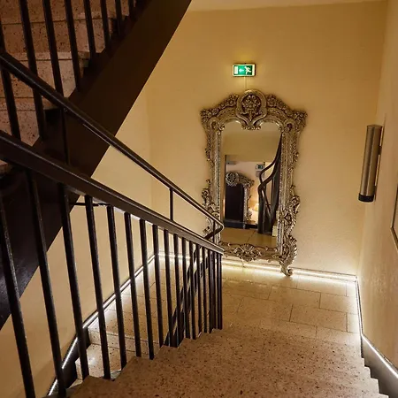 Hotel Riviera-2