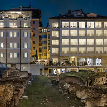 Hotel Palazzo Manfredi – Small Luxury Hotels of the World-3