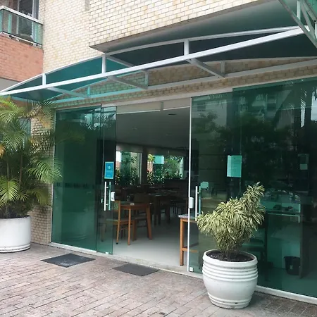 FLAT BOULEVARD RIVIERA COM AR A 150 m DA PRAIA ! SUPER PROMOÇÃO de 14 a 17 de Julho só 417 a diária - Aproveite !-2