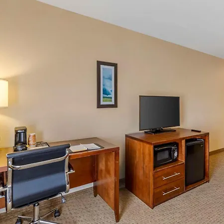Comfort Inn & Suites Gillette Near Campbell Medical Center-3