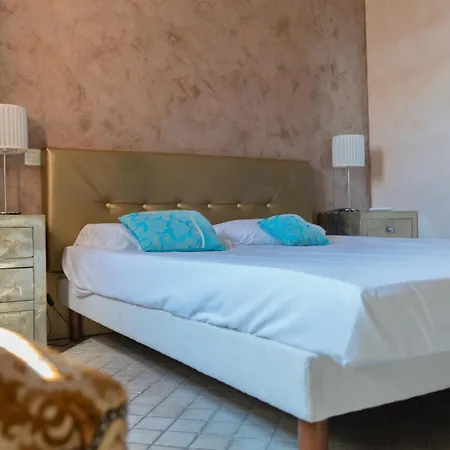 Hôtel Riad 5 Studio Cap Libertin Village Naturiste-3