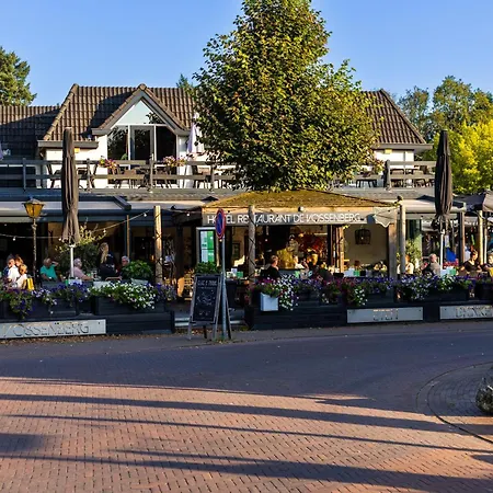 Hotel Restaurant De Vossenberg-3