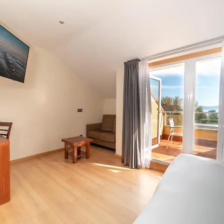 Hotel Playa Langosteira by Adeloló-3