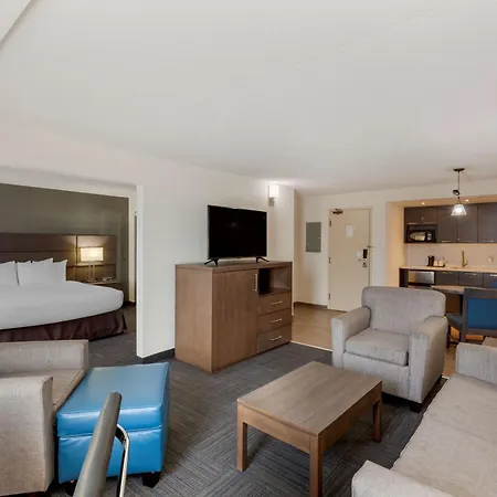 Best Western Plus Toronto Airport Hotel-2