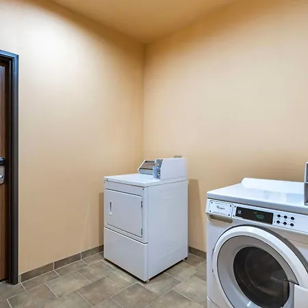 Best Western Plus Goliad Inn & Suites-2