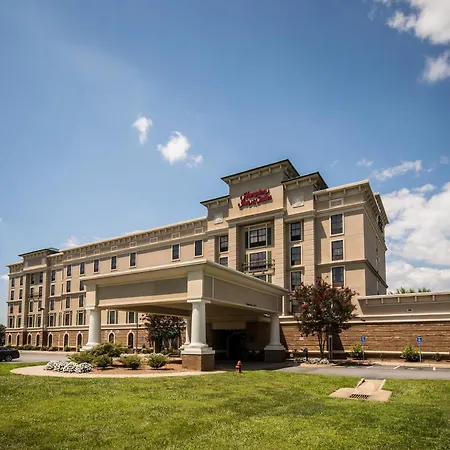 Hampton Inn & Suites Dobson-3
