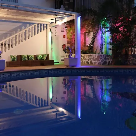 Hotel Casa Día y Noche-3