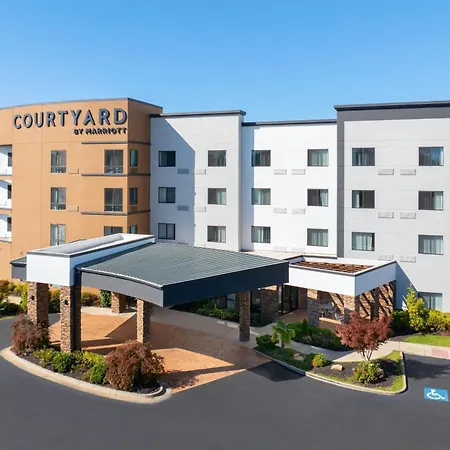 Courtyard By Marriott Auburn-2