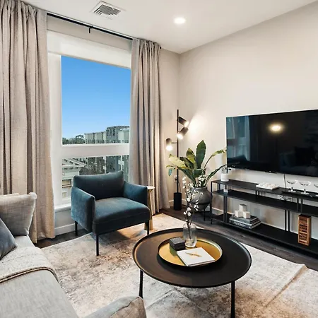 Luxury Furnished Apartments Downtown At Yale-2