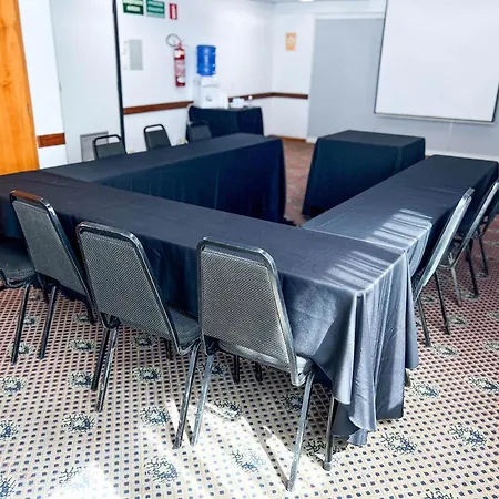 Royal Center Hotel Lourdes-3