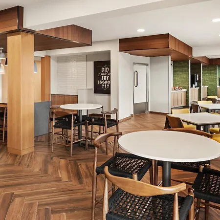 Fairfield By Marriott Inn & Suites Cedar Rapids North-2