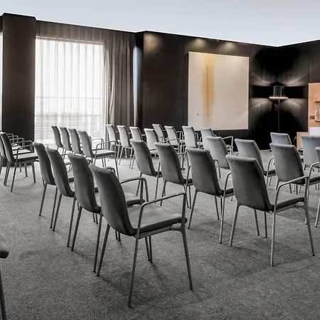 AC Hotel Gijón by Marriott-2