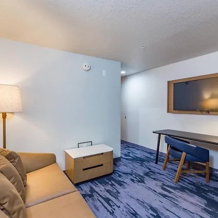Fairfield Inn And Suites By Marriott Tampa North-2