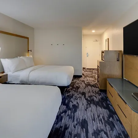 Fairfield Inn & Suites Southport-3