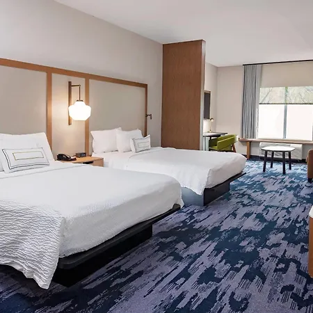 Fairfield By Marriott Port Clinton Waterfront-2
