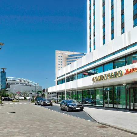 Courtyard By Marriott Amsterdam-3