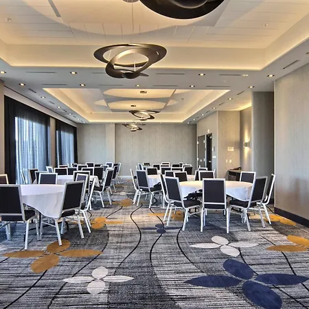 Courtyard By Marriott Quebec City-2