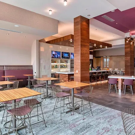 Courtyard By Marriott Raleigh Cary/Parkside Town Commons-2