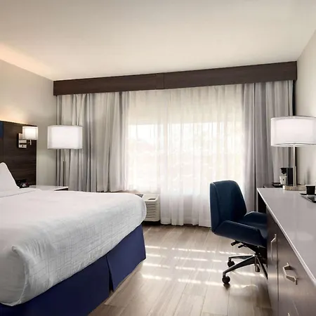 Wyndham Phoenix Airport - Tempe-3