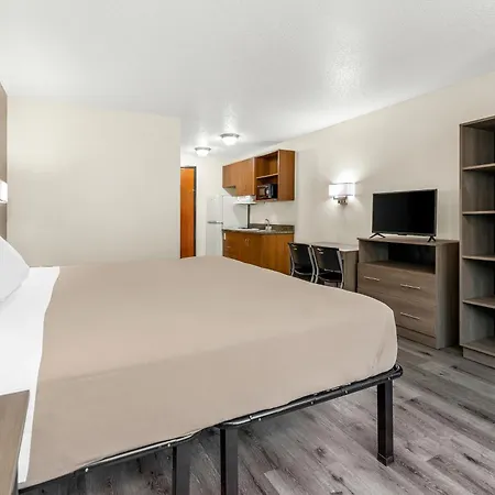 Welcome Suites-O'Fallon-3
