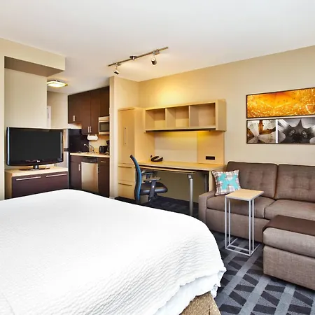 Towneplace Suites Republic Airport Long Island Farmingdale-3