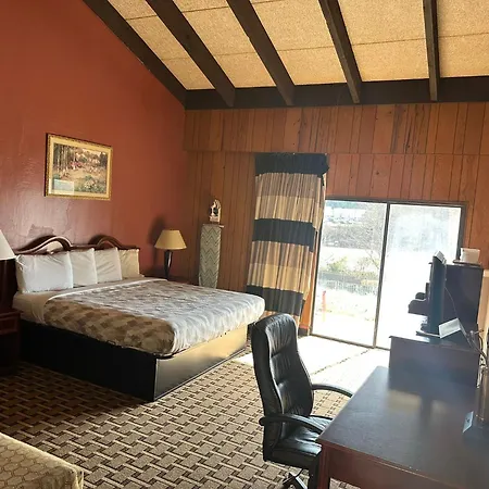 Americas Best Value Inn Franklin-3