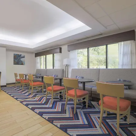Hampton Inn Raleigh/Garner-3