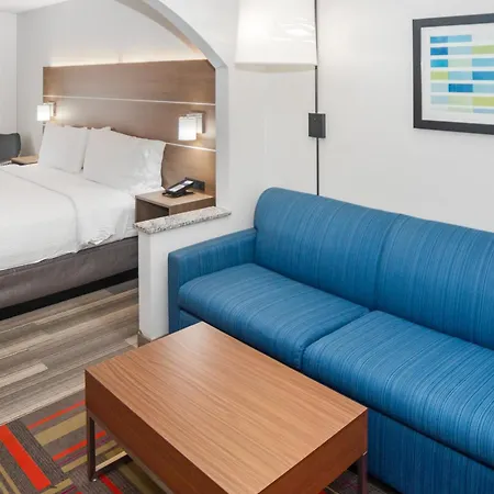 Holiday Inn Express And Suites Stroudsburg-Poconos By Ihg-3