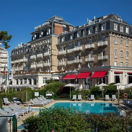 Hôtel Barrière Le Royal La Baule-2