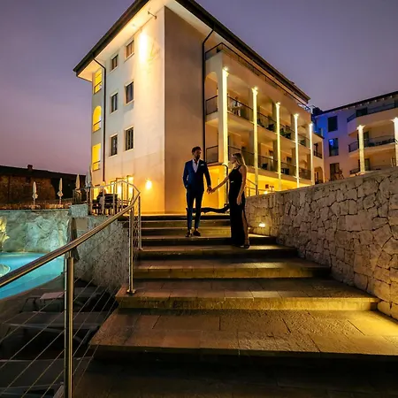 Villa Luisa Resort & Luxury Apartments-3