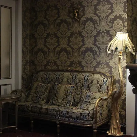 De Paris Hotel-3