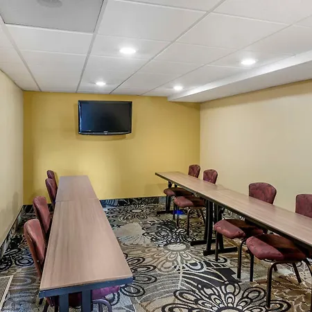 Best Western Plus Landmark Inn-2