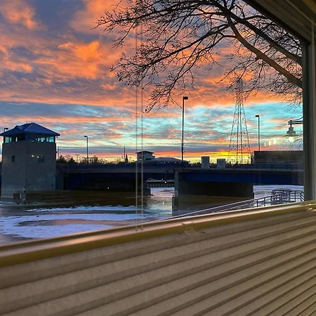 Harbor Winds Hotel (Adults Only)-2