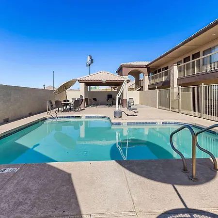 Days Inn By Wyndham Buckeye-2