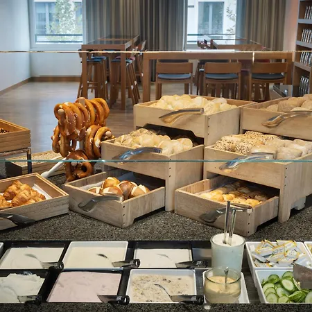 Holiday Inn Express Munich City West By Ihg-3
