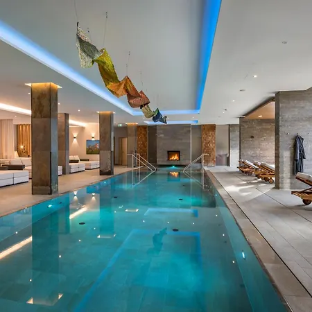 Klosterhof - Alpine Hideaway & Spa-3