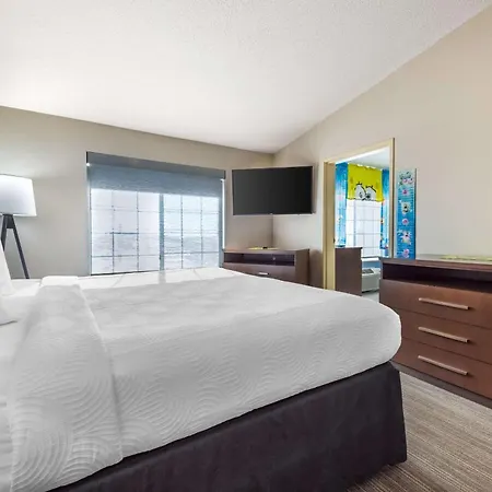 Country Inn & Suites By Radisson, Watertown, Sd-2